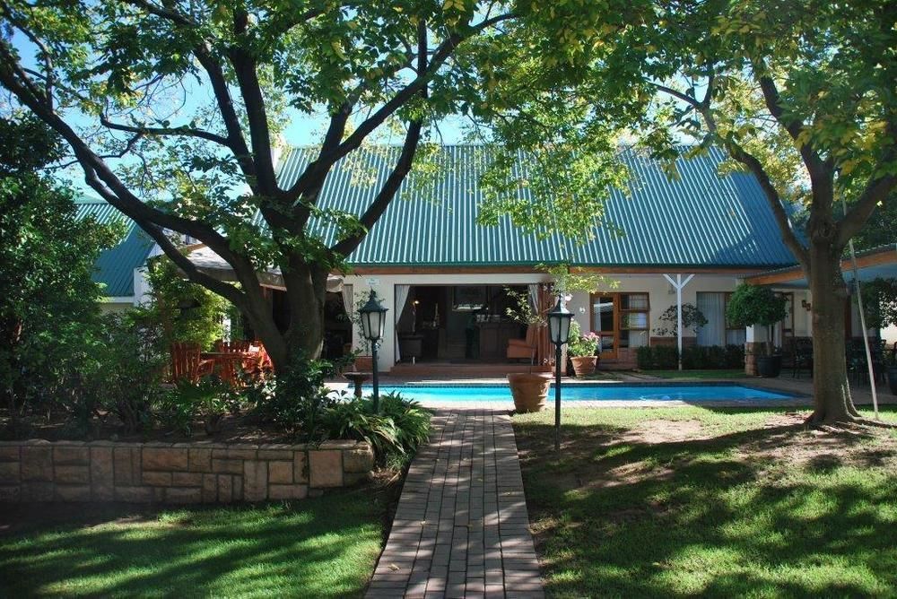 Sunninghill Guest Lodges Johannesburgo Exterior foto